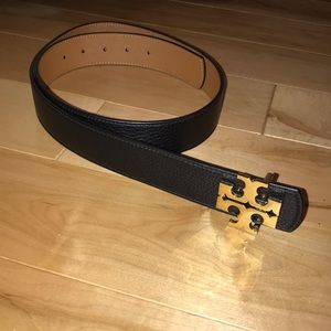 NEVER WORN!! Tory Burch belt